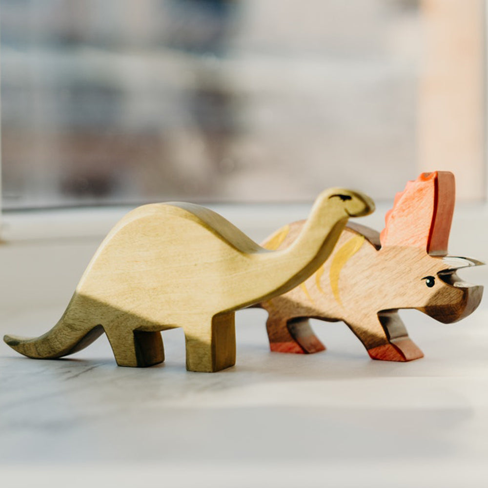 Cute Wooden Dino Toys Set – Ollie-craft